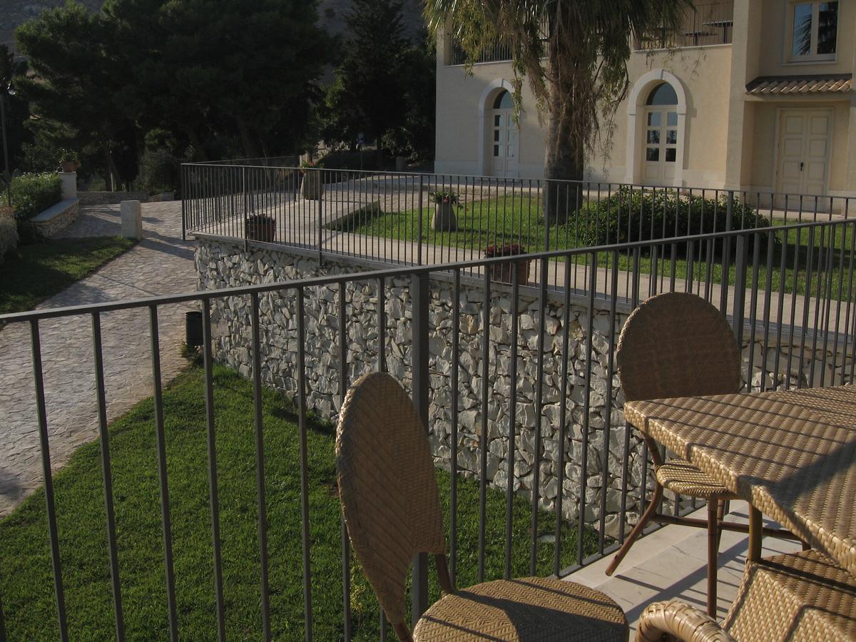 Villa Keratea Gela Exterior foto